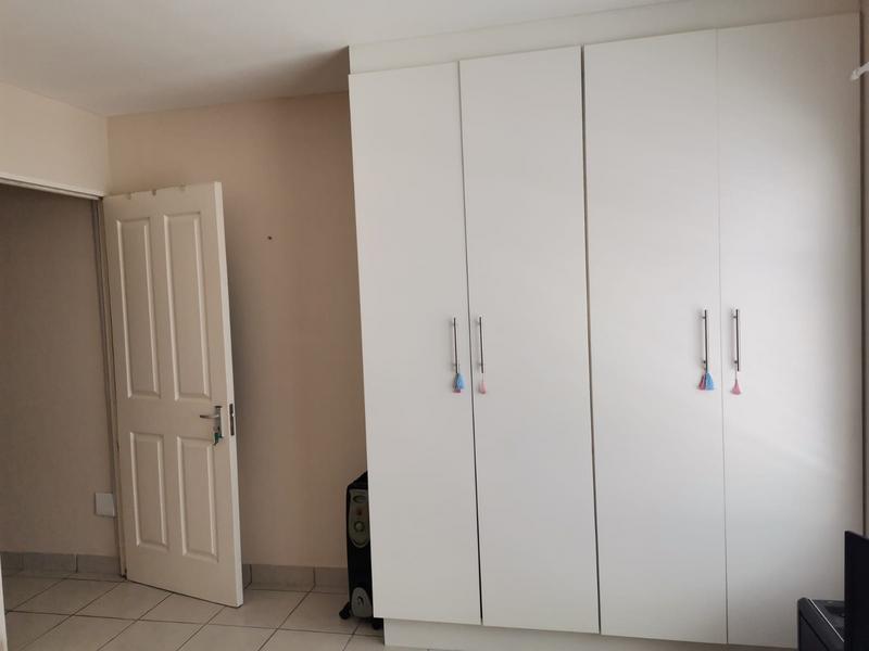 To Let 2 Bedroom Property for Rent in Island View Western Cape